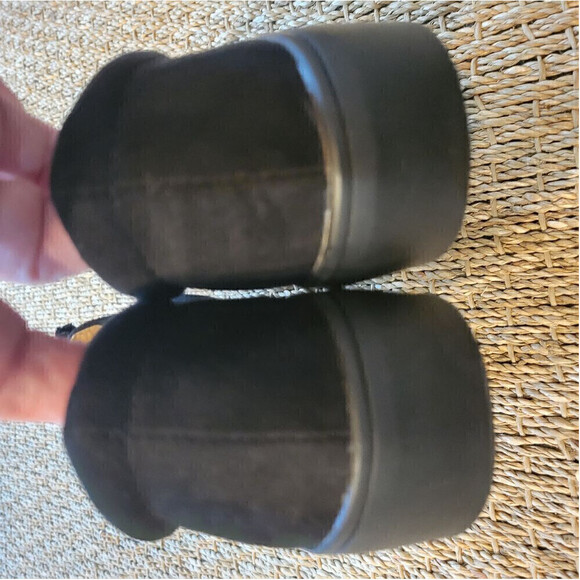 CATHERINE MALANDRINO black platform slip on shoes.  Size is 8.5. - Picture 4 of 9